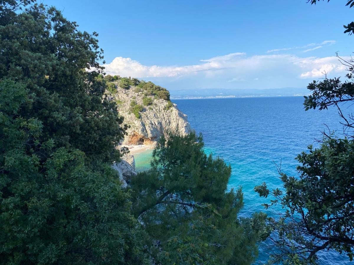 Holiday Home Istra โพลมิน ภายนอก รูปภาพ
