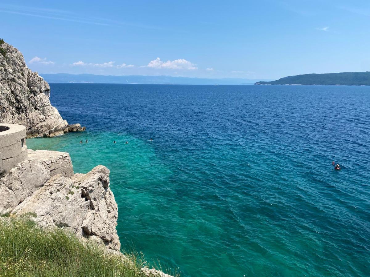 Holiday Home Istra โพลมิน ภายนอก รูปภาพ